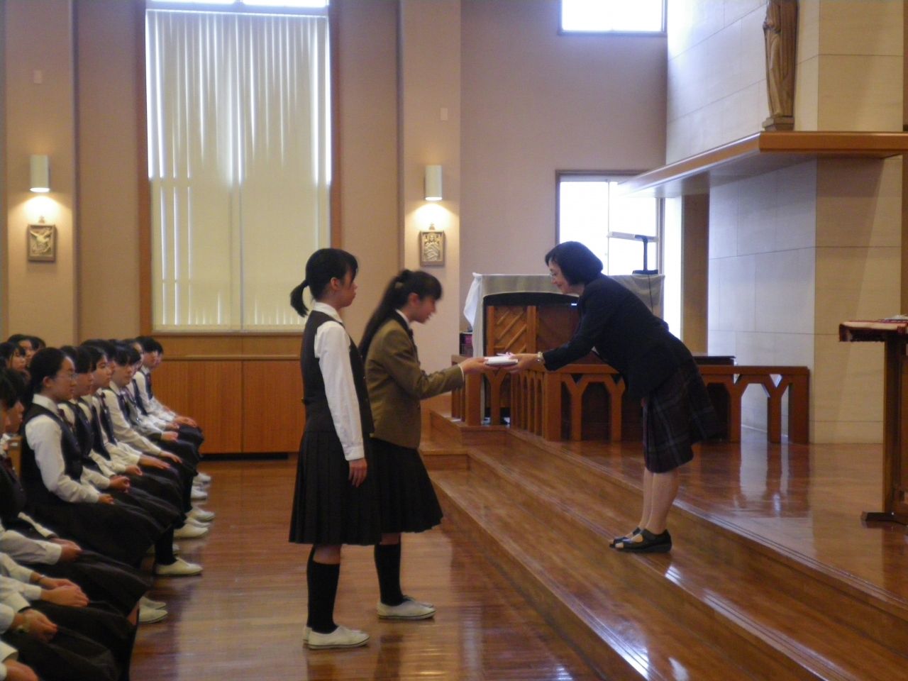 後期委員任命式 学院ダイアリー 不二聖心女子学院 中学校 高等学校