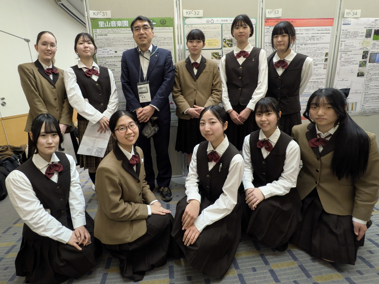 ポスター発表橘先生と